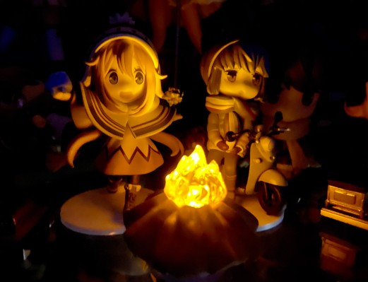 摇曳露营△ 各务原抚子