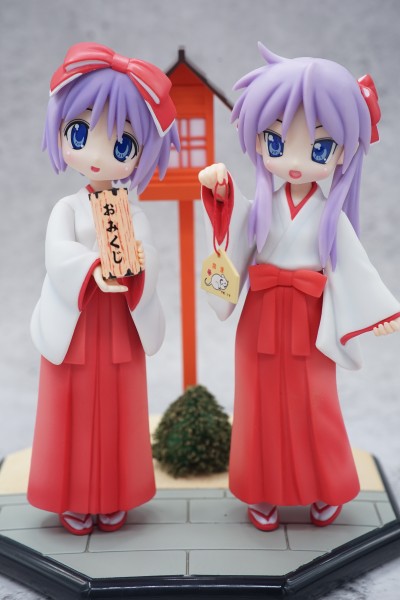 幸运星 柊镜＆つかさ 初詣SET