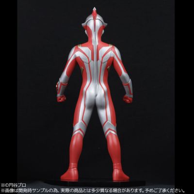 经典角色 梦比优斯奥特曼 梦比优斯奥特曼