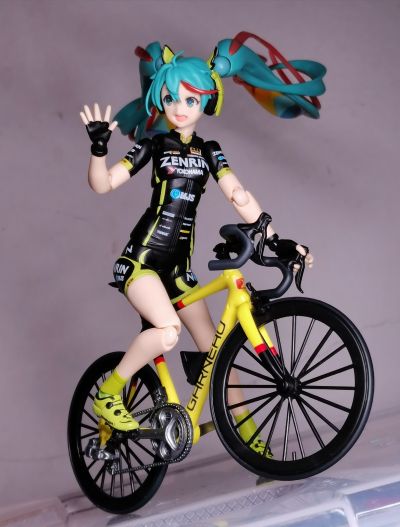 figma GOOD SMILE Racing 初音未来 Racing2016 TeamUKYO应援Ver.