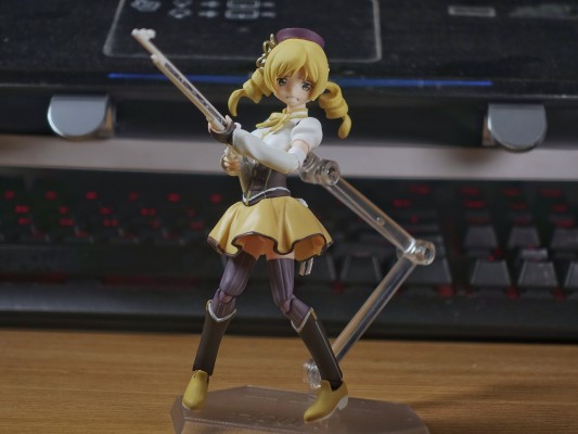 figma #118 魔法少女小圆 巴麻美（魔法少女服装）