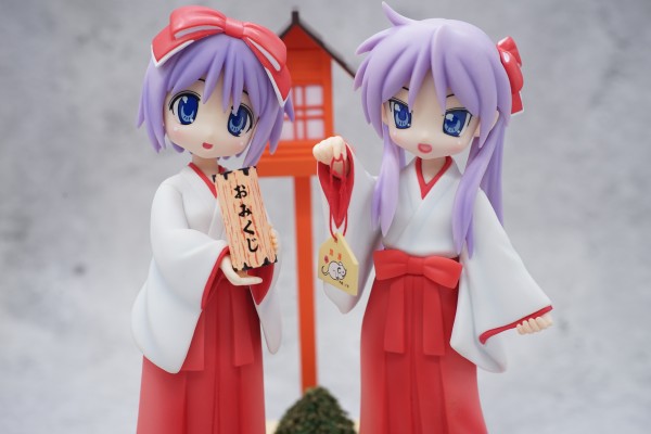 幸运星 柊镜＆つかさ 初詣SET