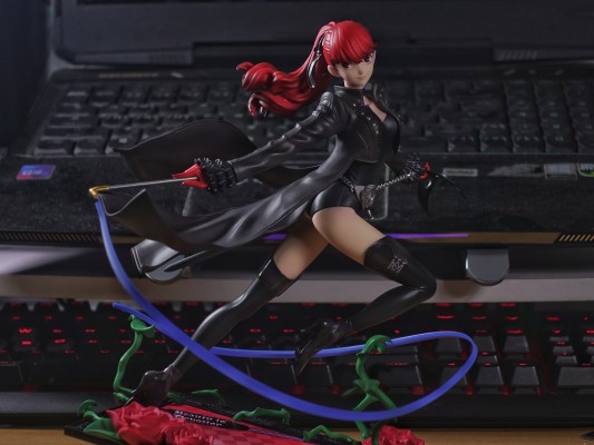 ARTFX J 女神异闻录5皇家版 芳泽霞 怪盗