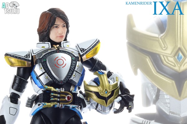 S.H.Figuarts（真骨雕制法） 假面骑士战骑 保全模式/爆发模式 (红音也)