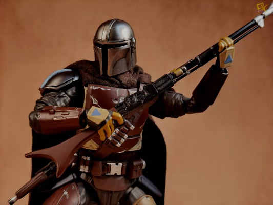 S.H.Figuarts 曼达洛人 IG-11