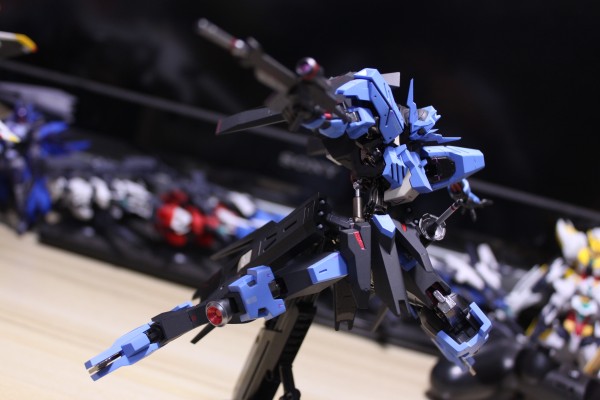 METAL ROBOT魂 机动战士高达：铁血的奥尔芬斯 ASW-G-XX 维达尔高达