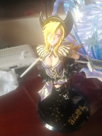 百花繚乱 	夏尔·戴·达尔坦尼雅