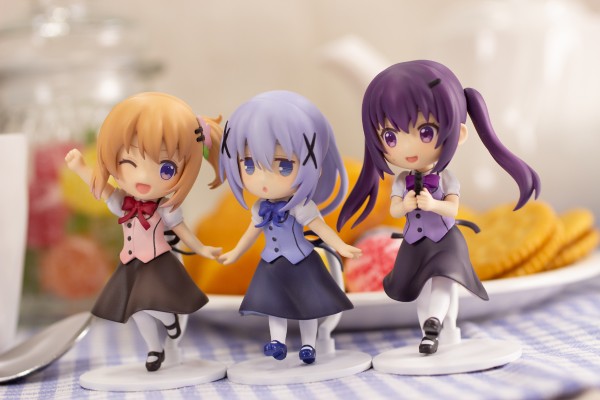 请问您今天要来点兔子吗？BLOOM 保登心爱&香风智乃&天天座理世 限定版