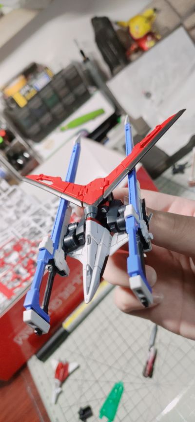 RG 1/144 巨剑型脉冲高达