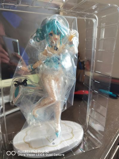 BiCuteBunnies  初音未来 白色兔女郎