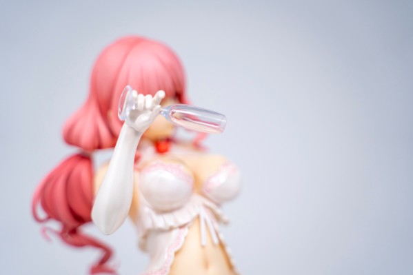 婚纱女孩 	神野雫