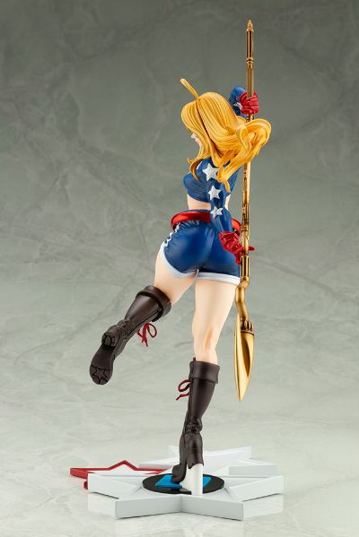 美少女雕像 正义联盟 逐星女