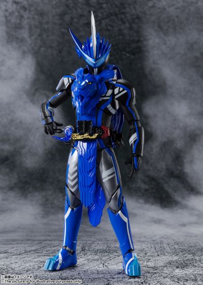 S.H.Figuarts   假面骑士剑锋 雄狮战记