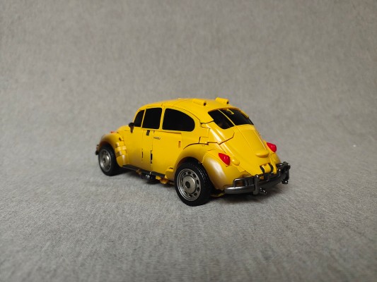 变形金刚 MPM-7 バンブルビー[takaraTomy]