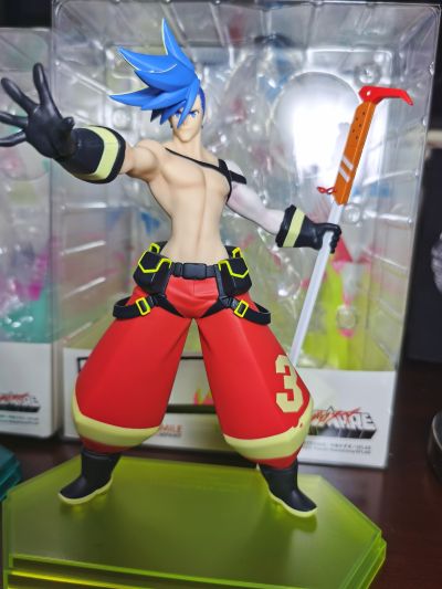 Pop Up Parade 普罗米亚 加洛·蒂莫斯