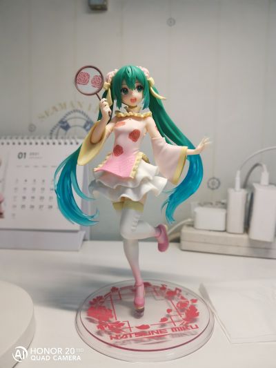 初音未来手办 Costumes VOCALOID 初音未来 中国礼服ver.