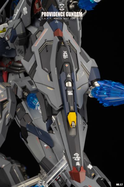 MG 1/100 神喻高达