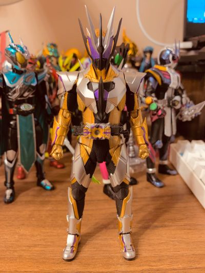 S.H.Figuarts 假面骑士零一 假面骑士千骑