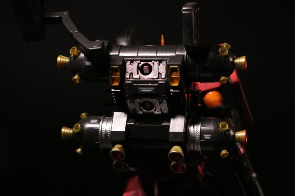 HG 1/144 机动战士高达 雷霆宙域 MS-06R 精神力扎古（高达雷霆宙域 Ver.）