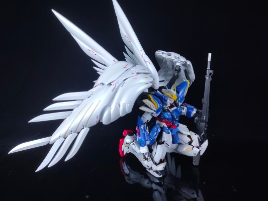 MG  1/100  飞翼高达零式·无尽的华尔兹 Ka版