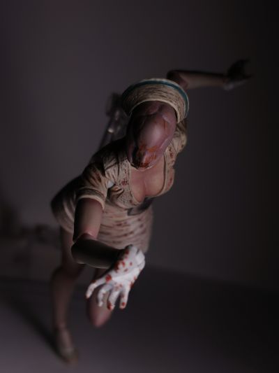 figma#SP-061 寂静岭2 气泡头护士