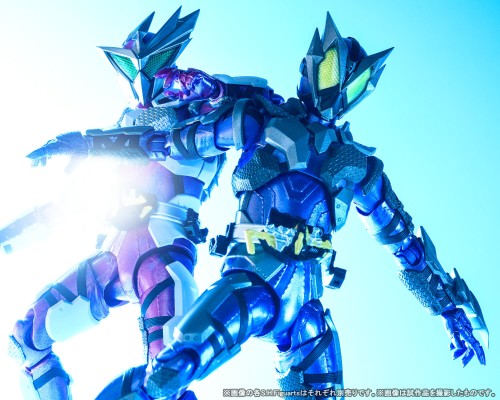 S.H.Figuarts 假面骑士：零一 假面骑士迅 翱翔雄鹰