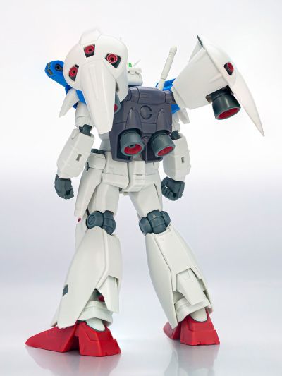 ROBOT魂＜机动战士系列＞   RX-78GP01-Fb 高达试作1号机全方位推进型 剧中版