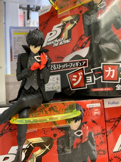 压泡面手办 女神异闻录5皇家版 主人公 雨宫莲