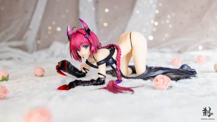 出包王女DARKNESS 黑咲芽亚 Darkness