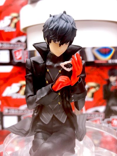 压泡面手办 女神异闻录5皇家版 主人公 雨宫莲