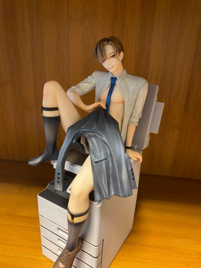 人妻上班族 新妻舞琴