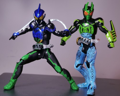 S.H.Figuarts(真骨雕制法) 假面骑士欧兹 假面骑士欧兹 鲸鳗章联组