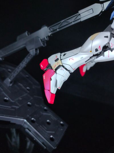 MG  1/100  飞翼高达零式·无尽的华尔兹 Ka版