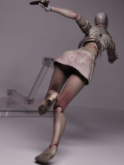 figma#SP-061 寂静岭2 气泡头护士