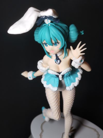 BiCuteBunnies  初音未来 白色兔女郎