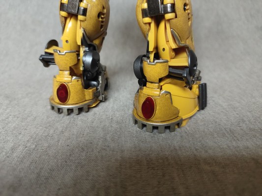 变形金刚 MPM-7 バンブルビー[takaraTomy]