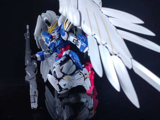 MG  1/100  飞翼高达零式·无尽的华尔兹 Ka版