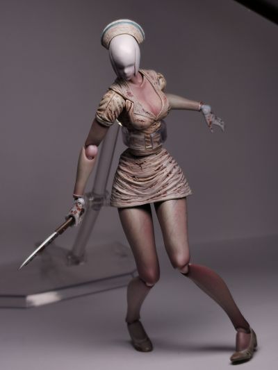 figma#SP-061 寂静岭2 气泡头护士