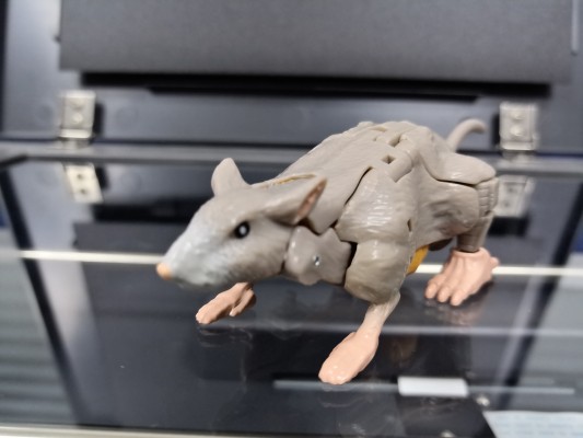 变形金刚 王国 KD-01 金刚王