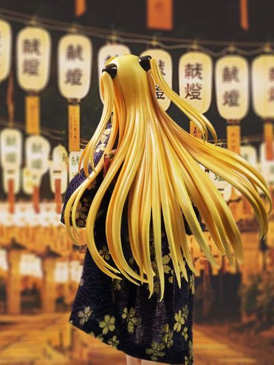 金色暗影 泳装版