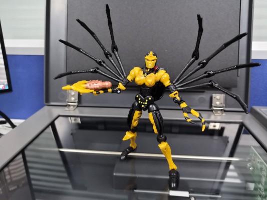 变形金刚 王国 KD-01 金刚王