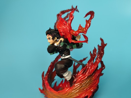 FiguartsZERO 鬼灭之刃 灶门炭治郎 火之神神乐