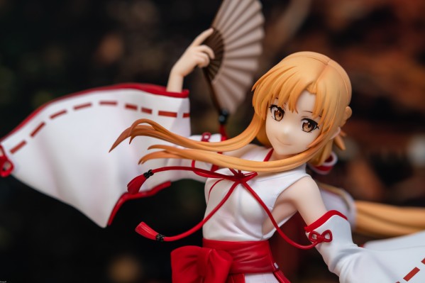 刀剑神域 Alicization 亚丝娜  巫女Ver