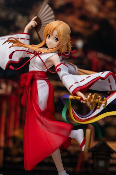 刀剑神域 Alicization 亚丝娜  巫女Ver