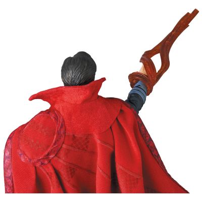 MAFEX 编号152 复仇者联盟3：无限战争 奇异博士