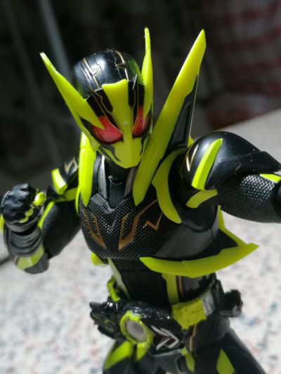 S.H.Figuarts 假面骑士零一 假面骑士零一 闪耀飞蝗