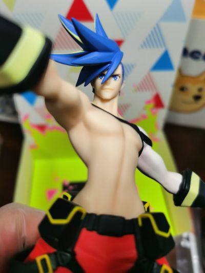 Pop Up Parade 普罗米亚 加洛·蒂莫斯