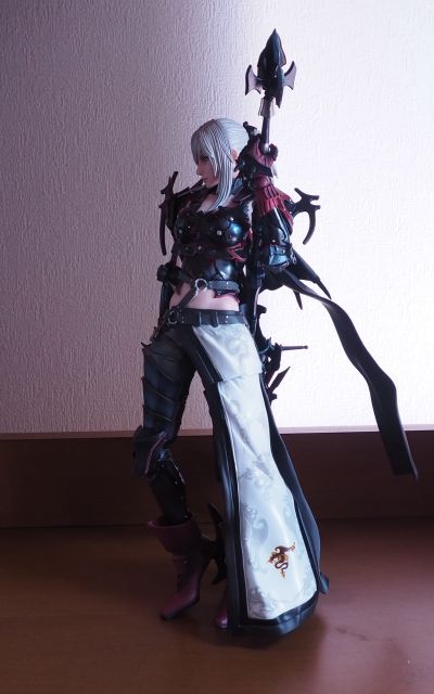 PlayArts改 最终幻想XV 阿拉尼亚·海温德