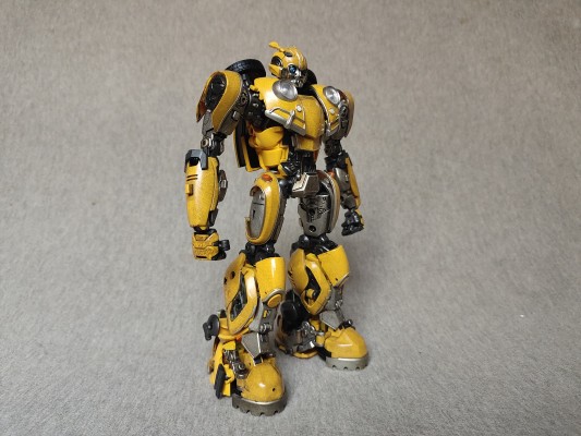 变形金刚 MPM-7 バンブルビー[takaraTomy]