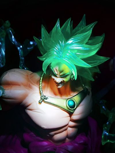 FiguartsZERO 	龙珠Z：燃烧吧！热战·烈战·超激战 布罗利超级赛亚人 Event Exclusive Color Edition